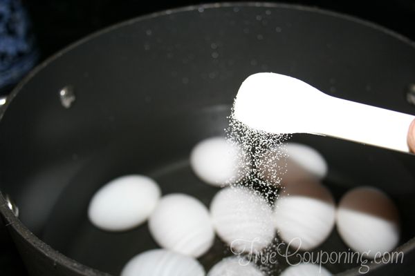 Boiled-Eggs-Add-Salt