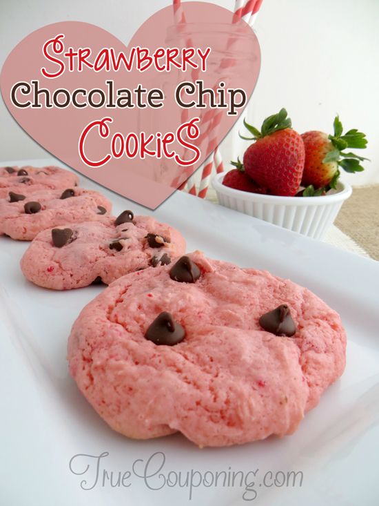 Strawberry-Chocolate-Chip-Cookies